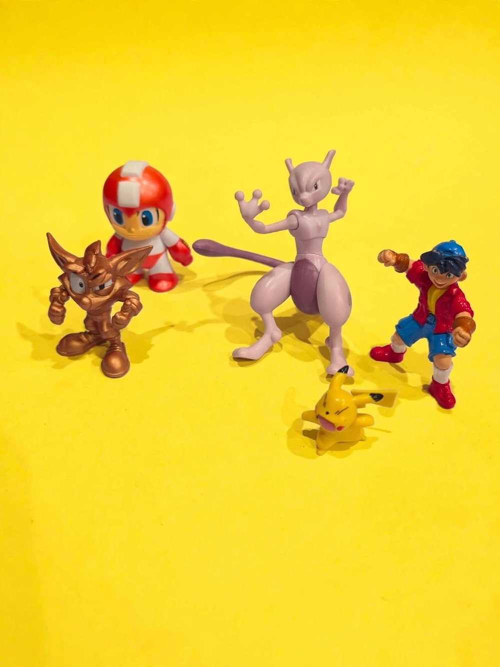 Pokemon Multicolor Figure Pack - Yellow, Purple, Red, Gold, Blue
